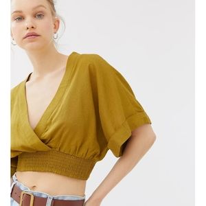 Urban outfitters linen crop top shirt M
